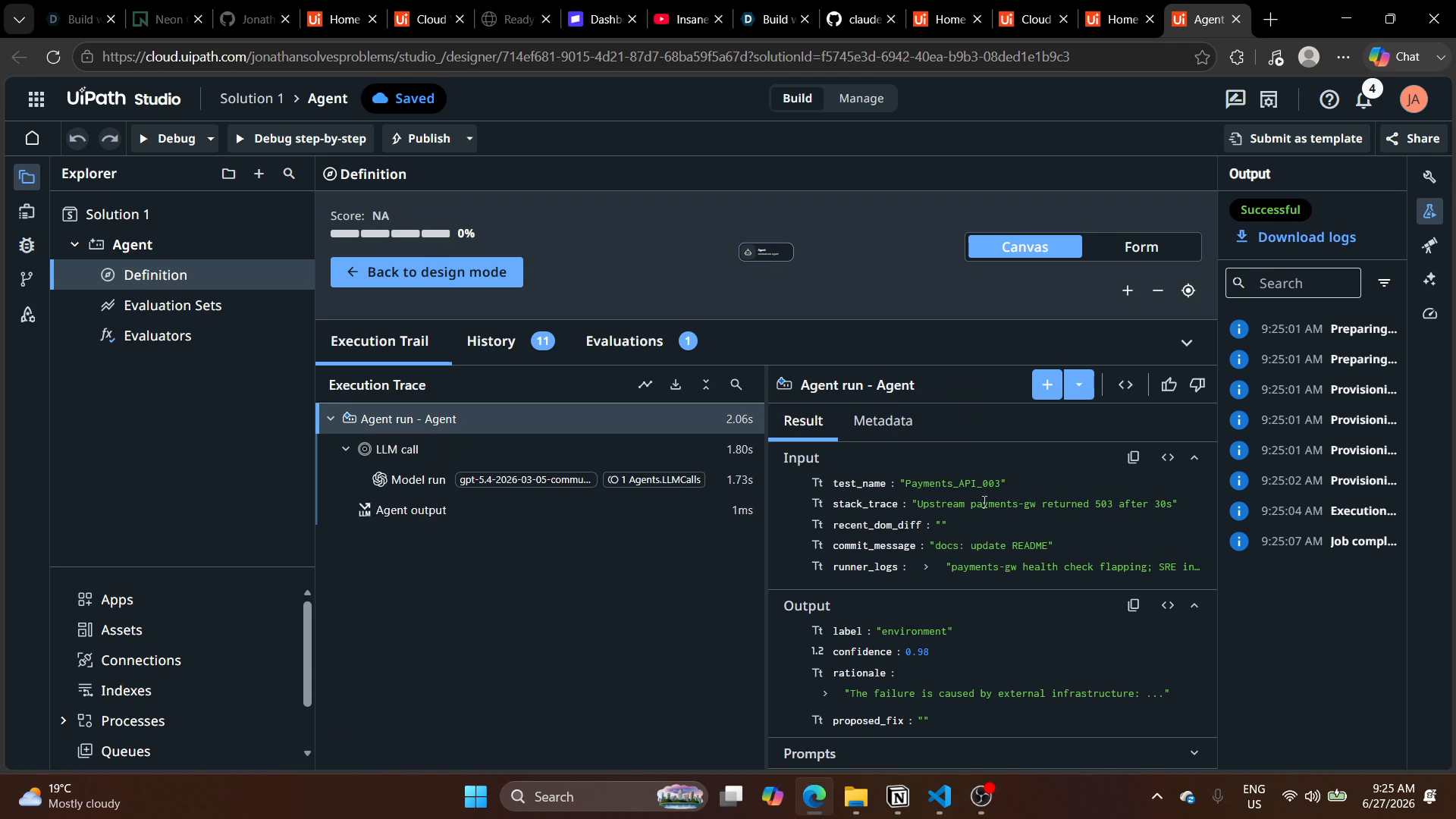 Écran de verdict Agent Builder montrant l'étiquette environment sur Payments_API_003 avec une confiance de 0,97 et un raisonnement ancré pointant un timeout d'API externe